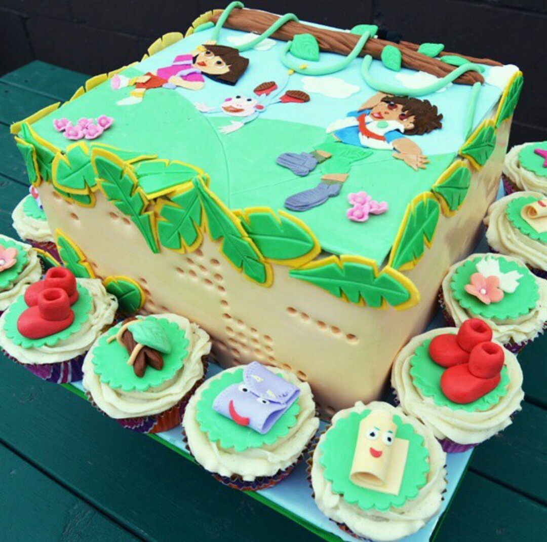dora 4th birthday cake